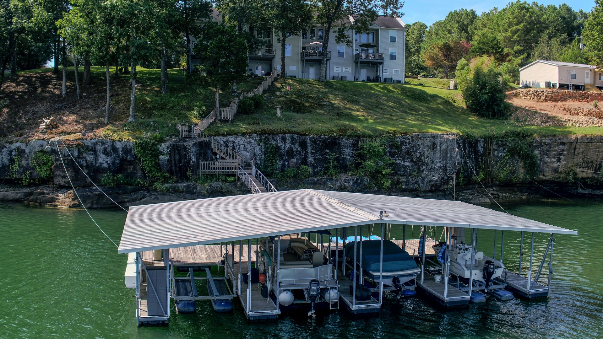 Baileys on the Rocks – Smith Lake vacation rental photo