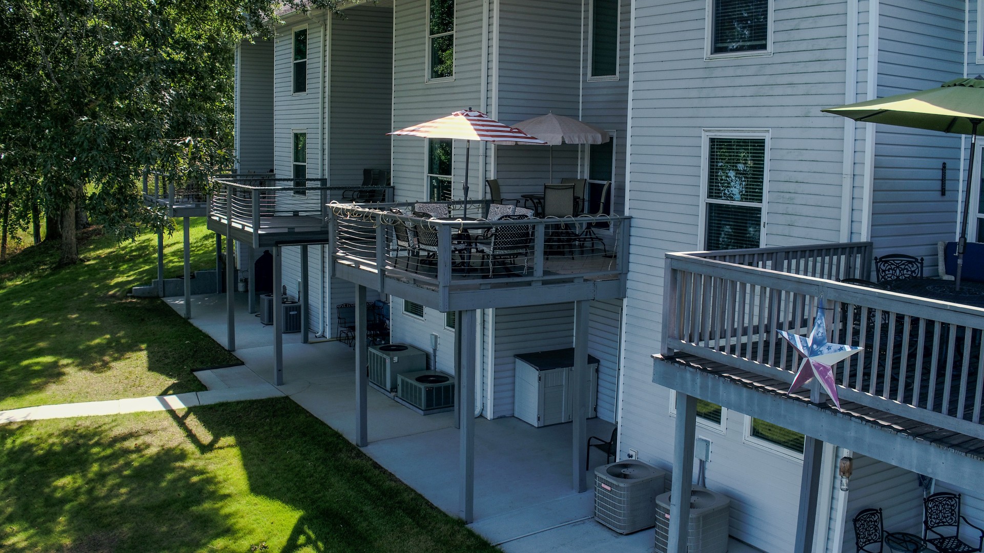 Baileys on the Rocks – Smith Lake vacation rental photo