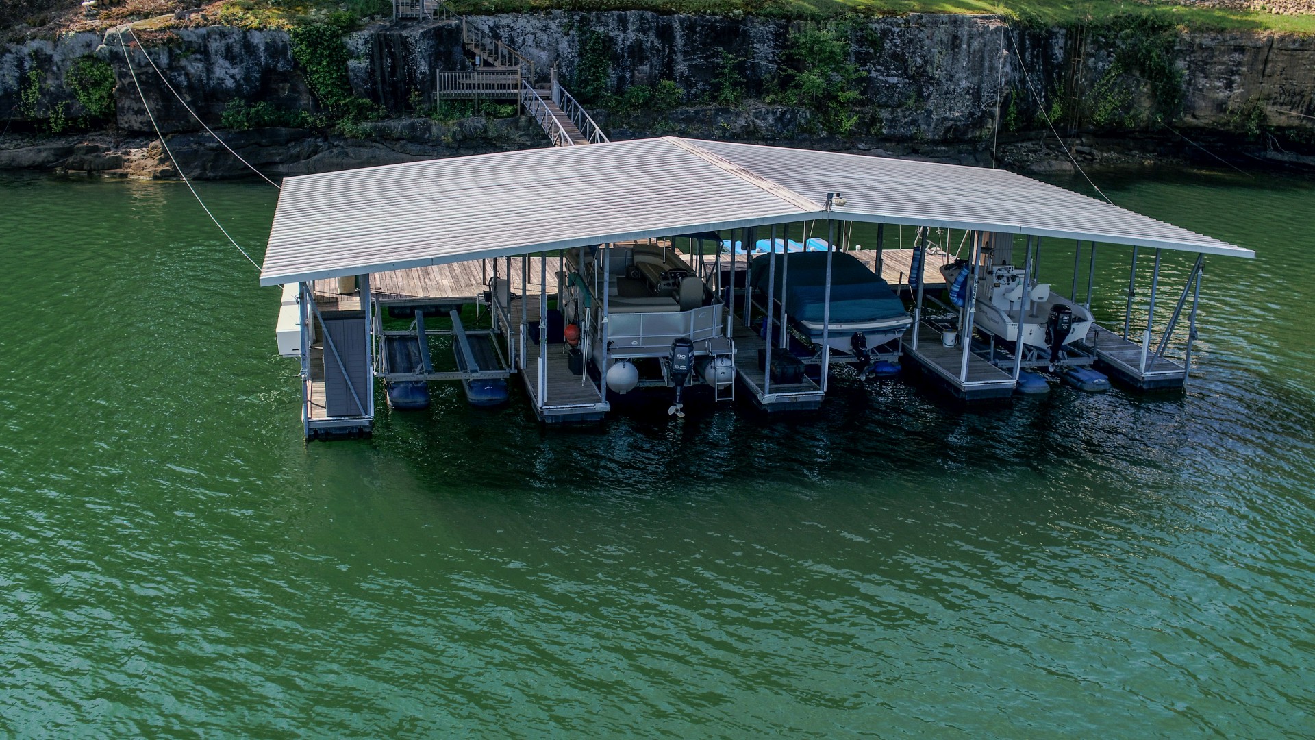 Baileys on the Rocks – Smith Lake vacation rental photo