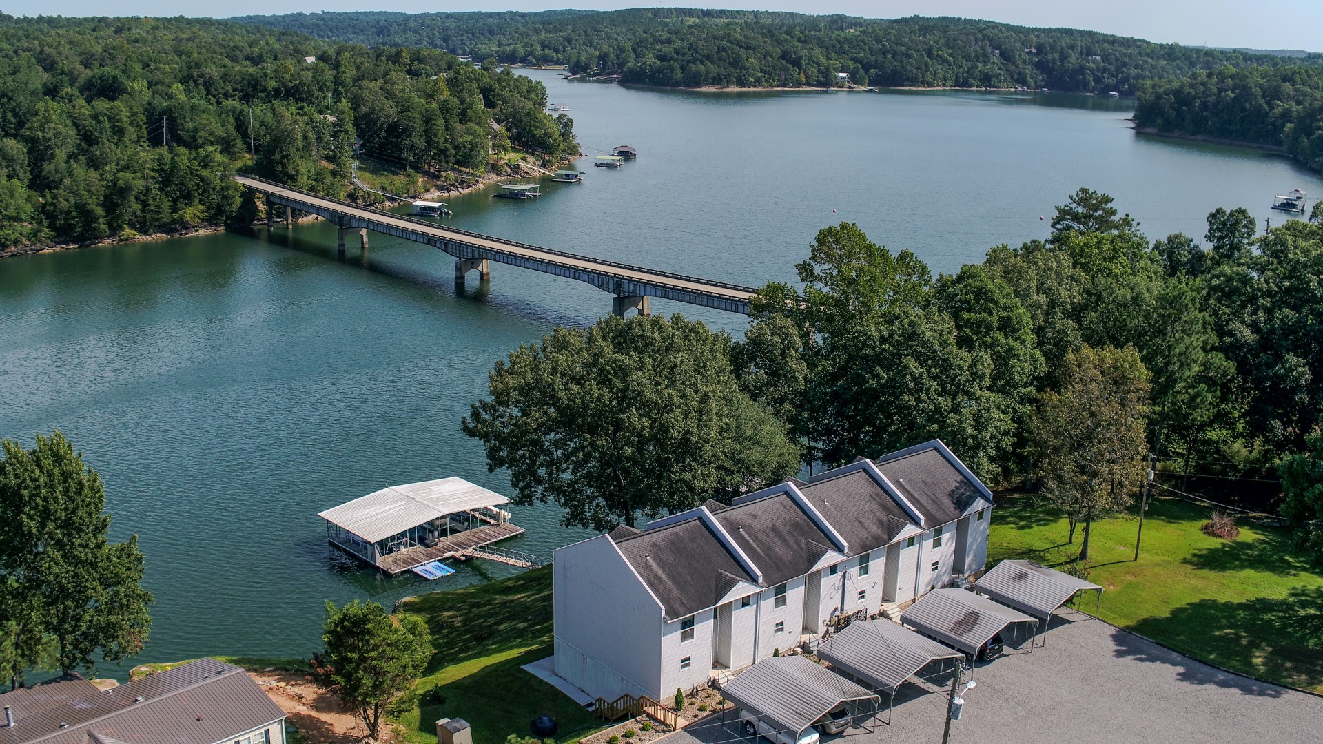 Baileys on the Rocks – Smith Lake vacation rental photo