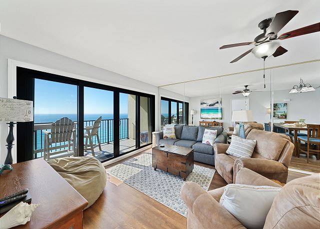 Coastal Comfort ~Commodore 1308