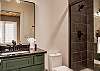 Full Bathroom, Towels Provided