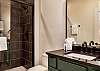 Full Bathroom, Towels Provided