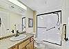 Full Bathroom, Towels Provided