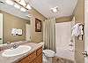 Full Bathroom, Towels Provided