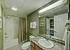 Full Bathroom, Towels Provided