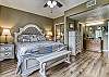 Primary Bedroom with King Bed, Private Bathroom, Cable TV and Wifi