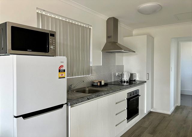 Chalet 2 - Self-Contained Comfort Surrounded by Scenic Views