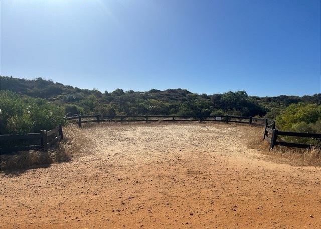 Unpowered Site 6: Peaceful, Beachside Camping with Easy Access to Facilities