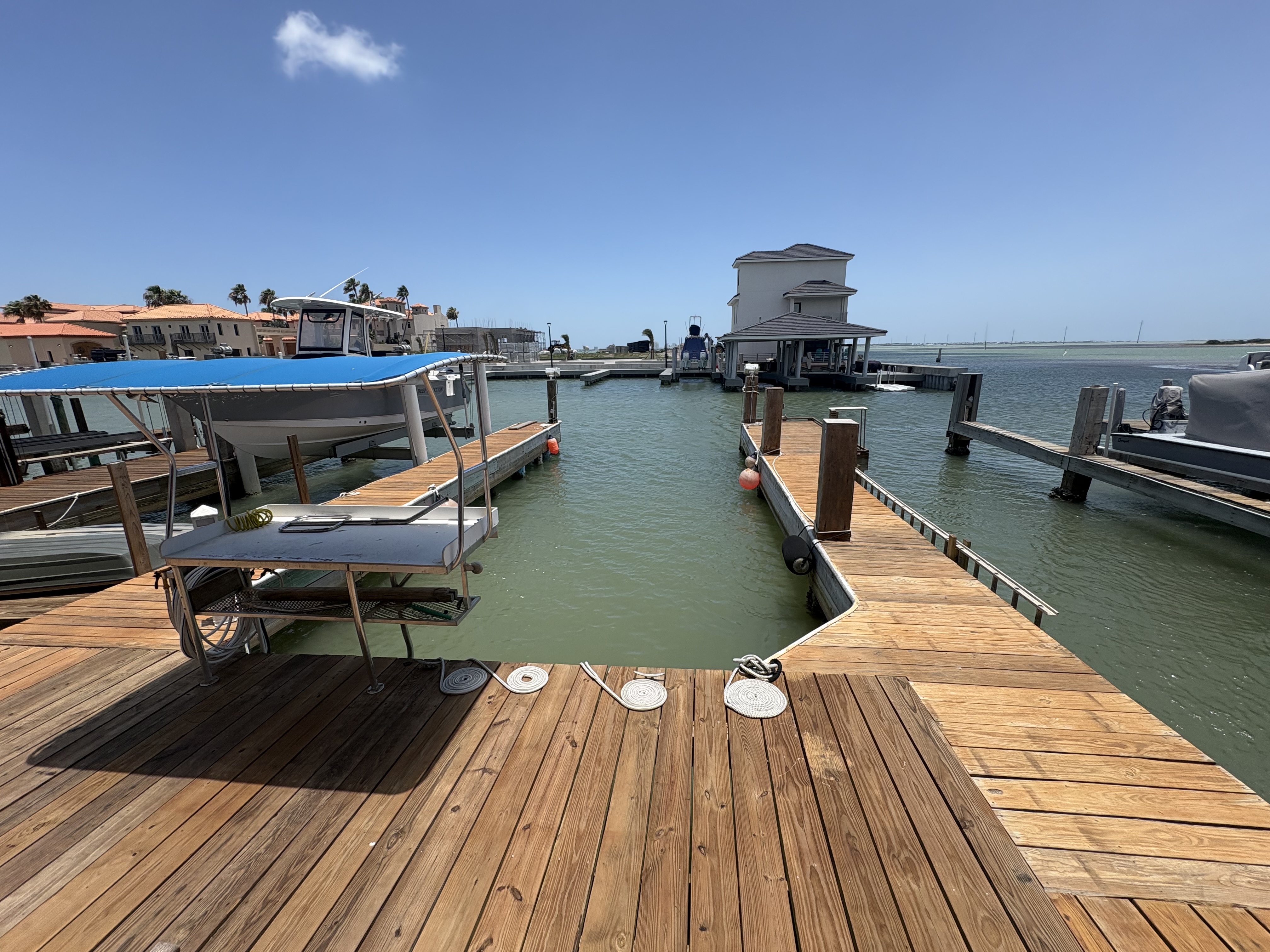 Bayfront Escape with Pier Fishing | Photo 4