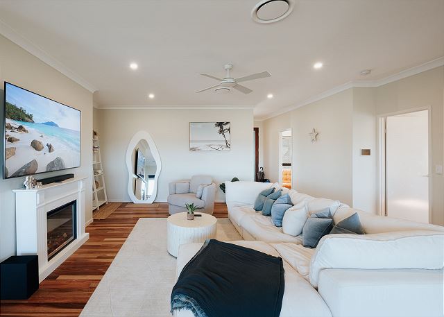Private Beach Oasis Secluded Retreat at Beachmere