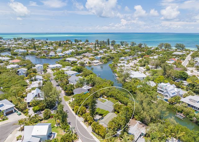 Coconut Cove - Sea Scape Vacation Homes