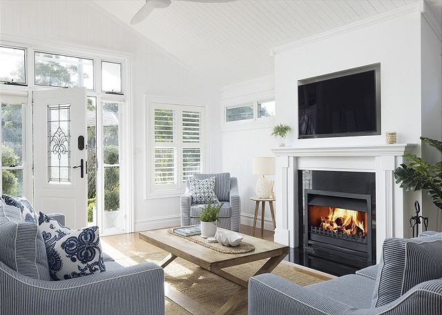 The Hamptons Beach House near Dutchie's walk to Nelson Bay