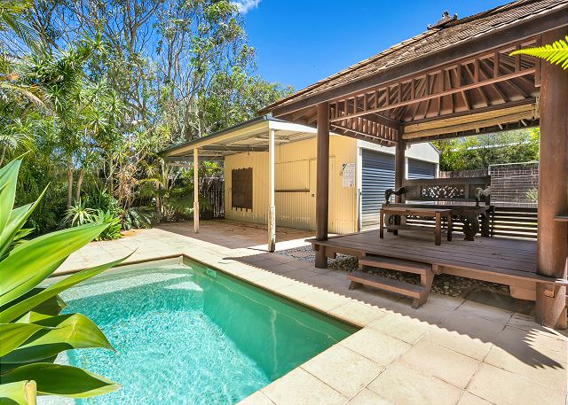 Salt and Serenity - Lux Home With Heated Pool 