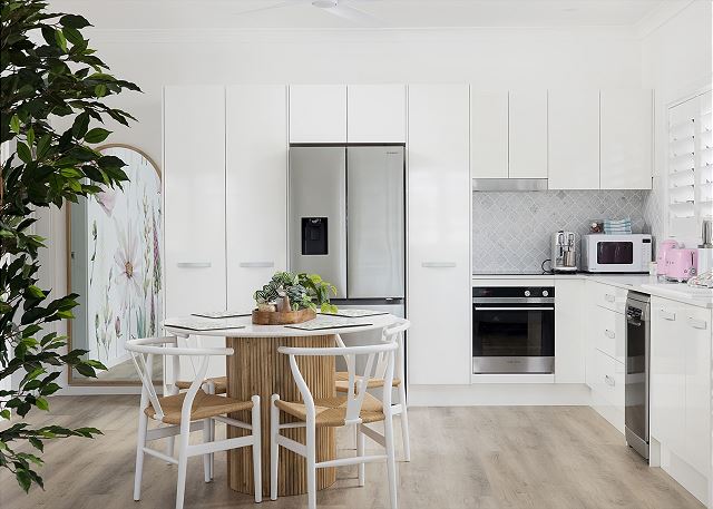 Sandy Toes Haven a Lux Pet-Friendly Retreat