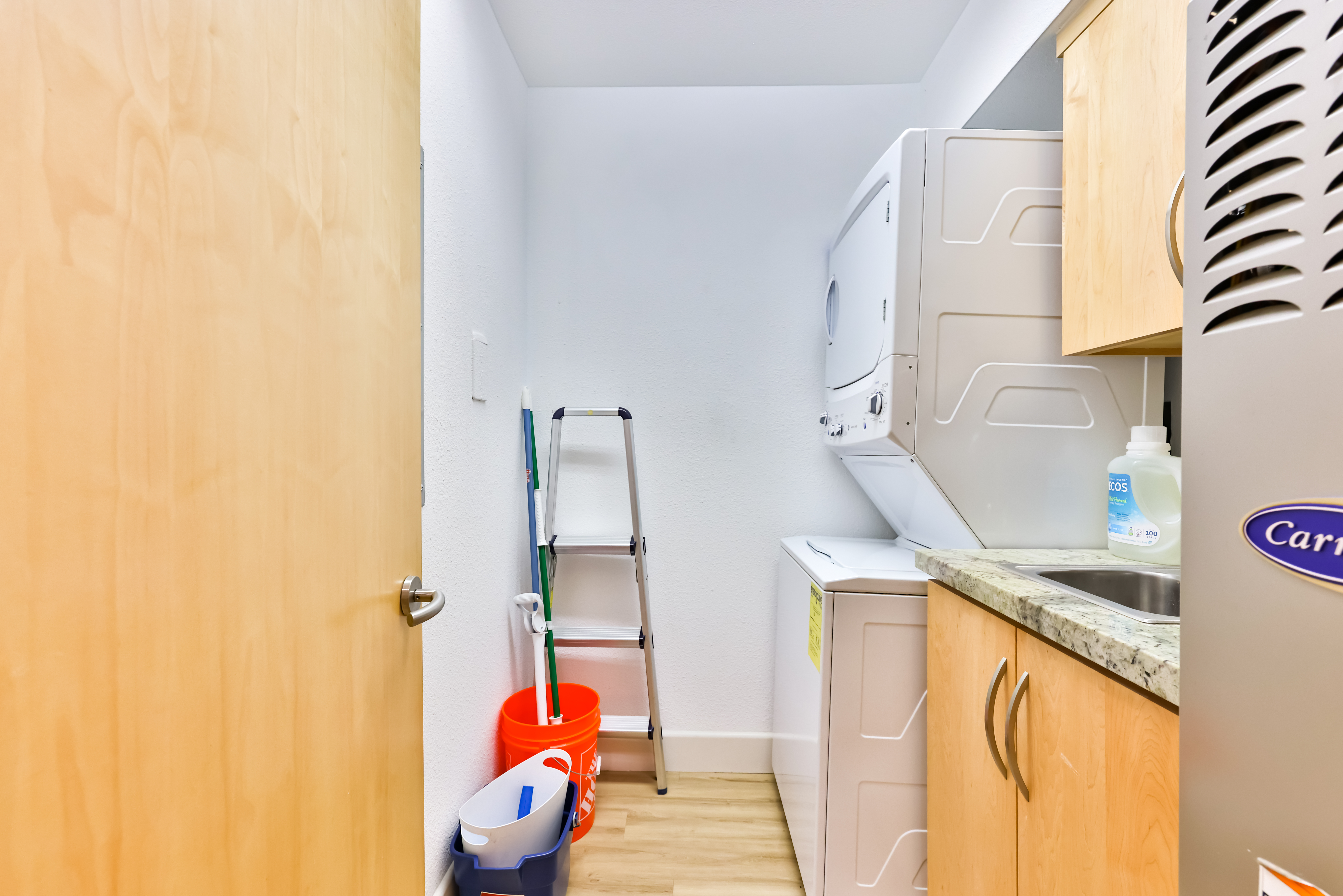 1524 Ynez Place | Photo 19