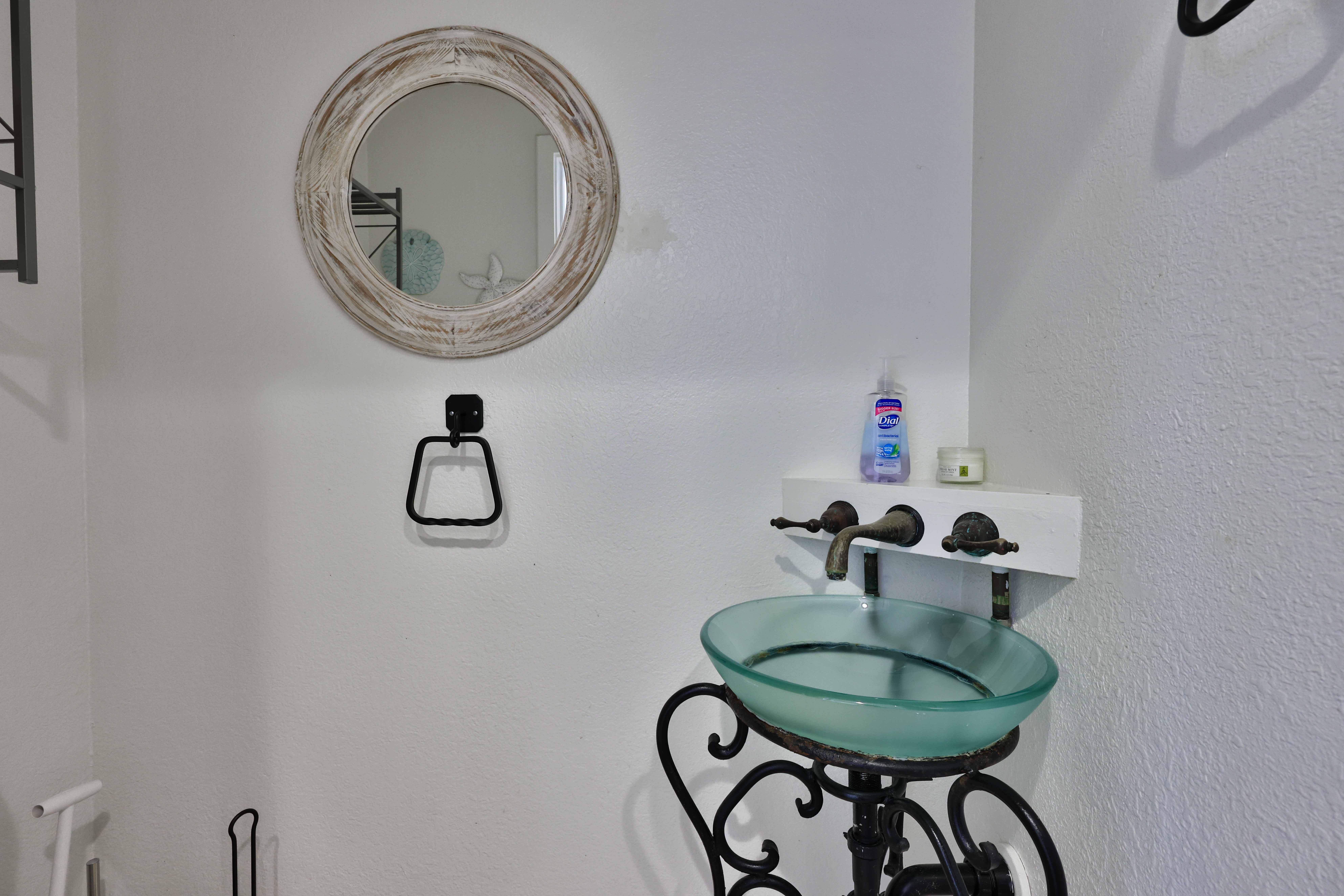 942 D Avenue #A | Photo 13