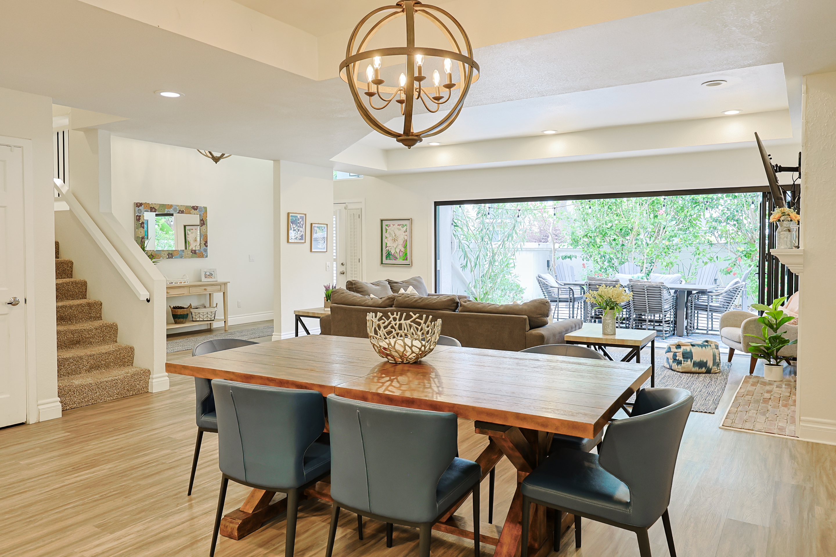 942 D Avenue #A | Photo 7