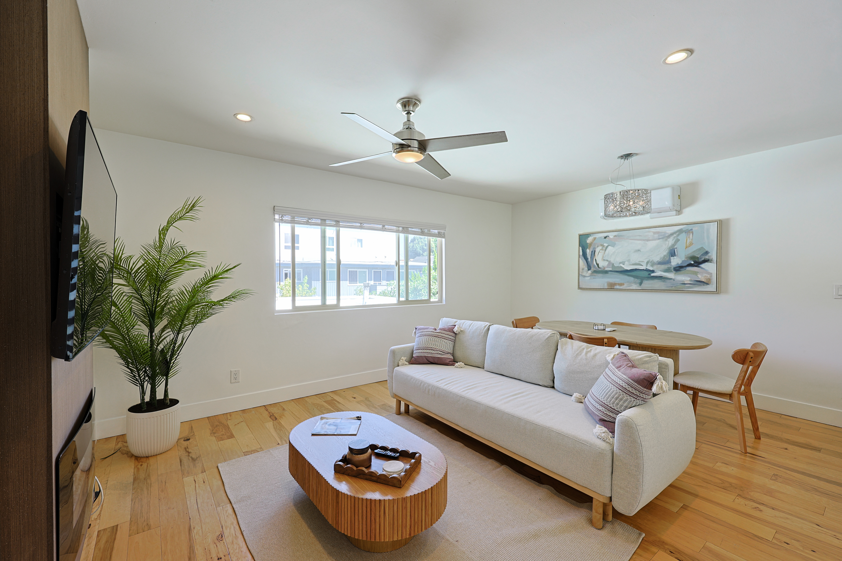 455 Orange Ave Unit C | Photo 3