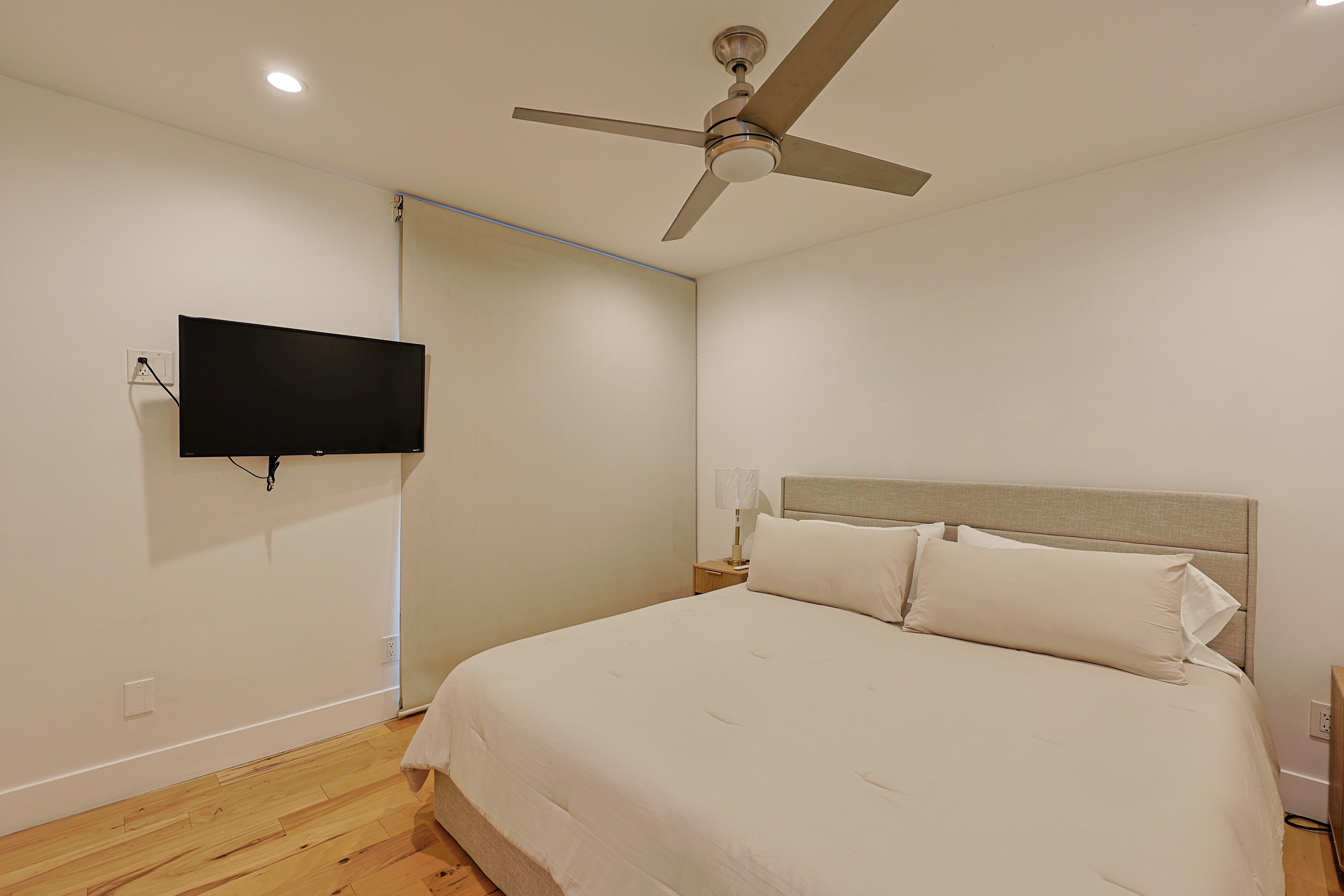 455 Orange Ave Unit C | Photo 14