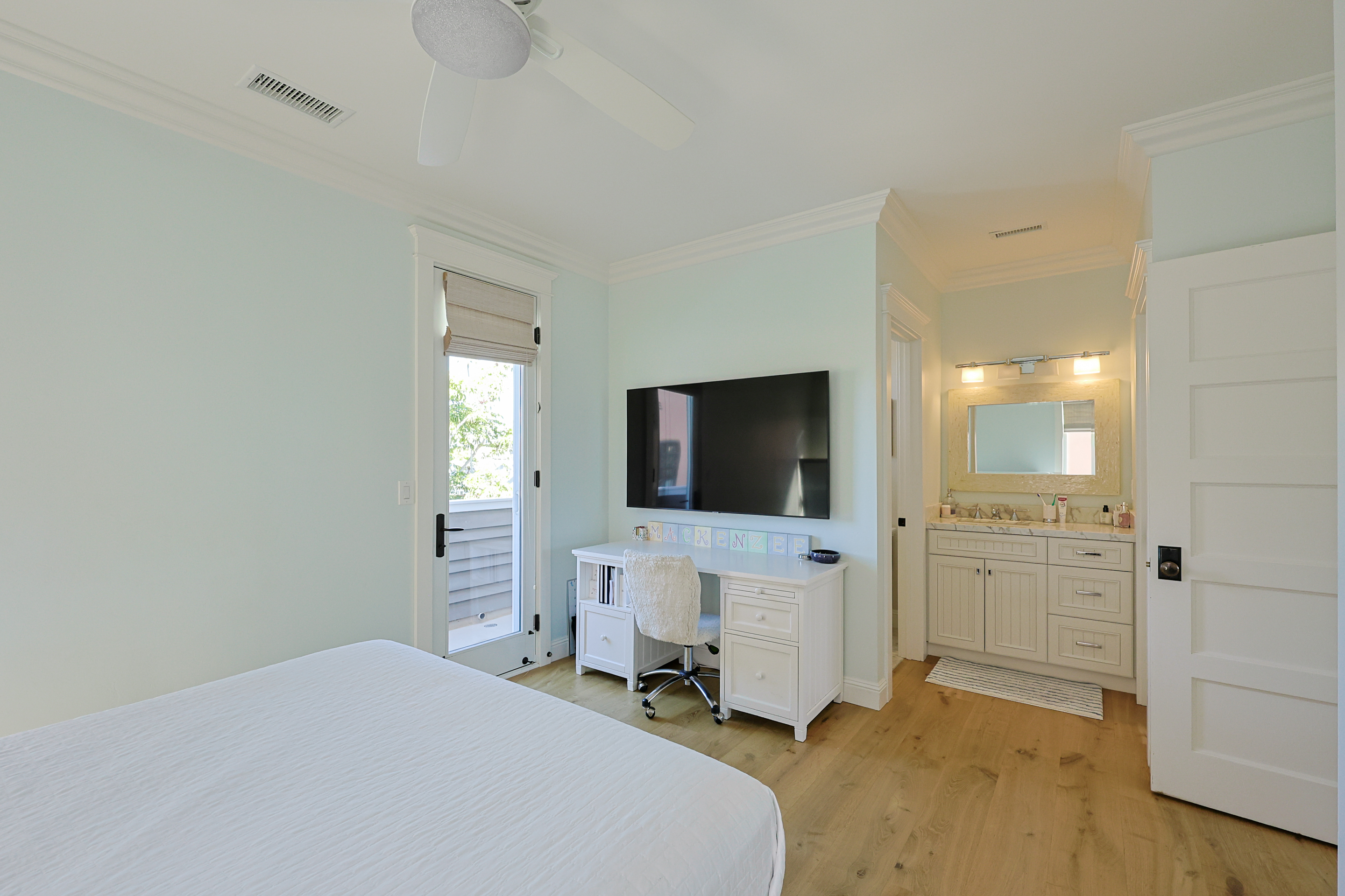 940 J Ave | Photo 25