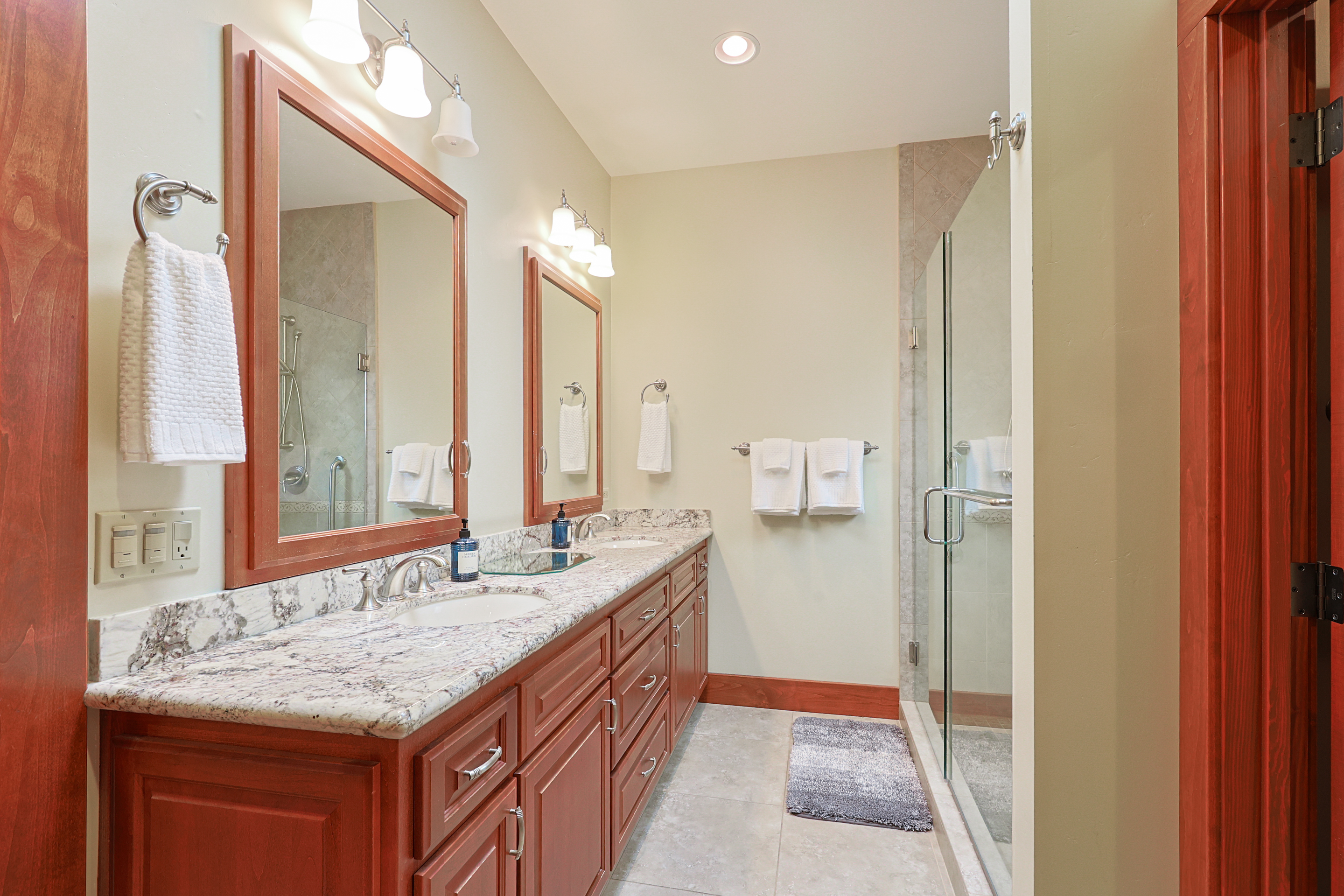 1027EncinoRow | Photo 30