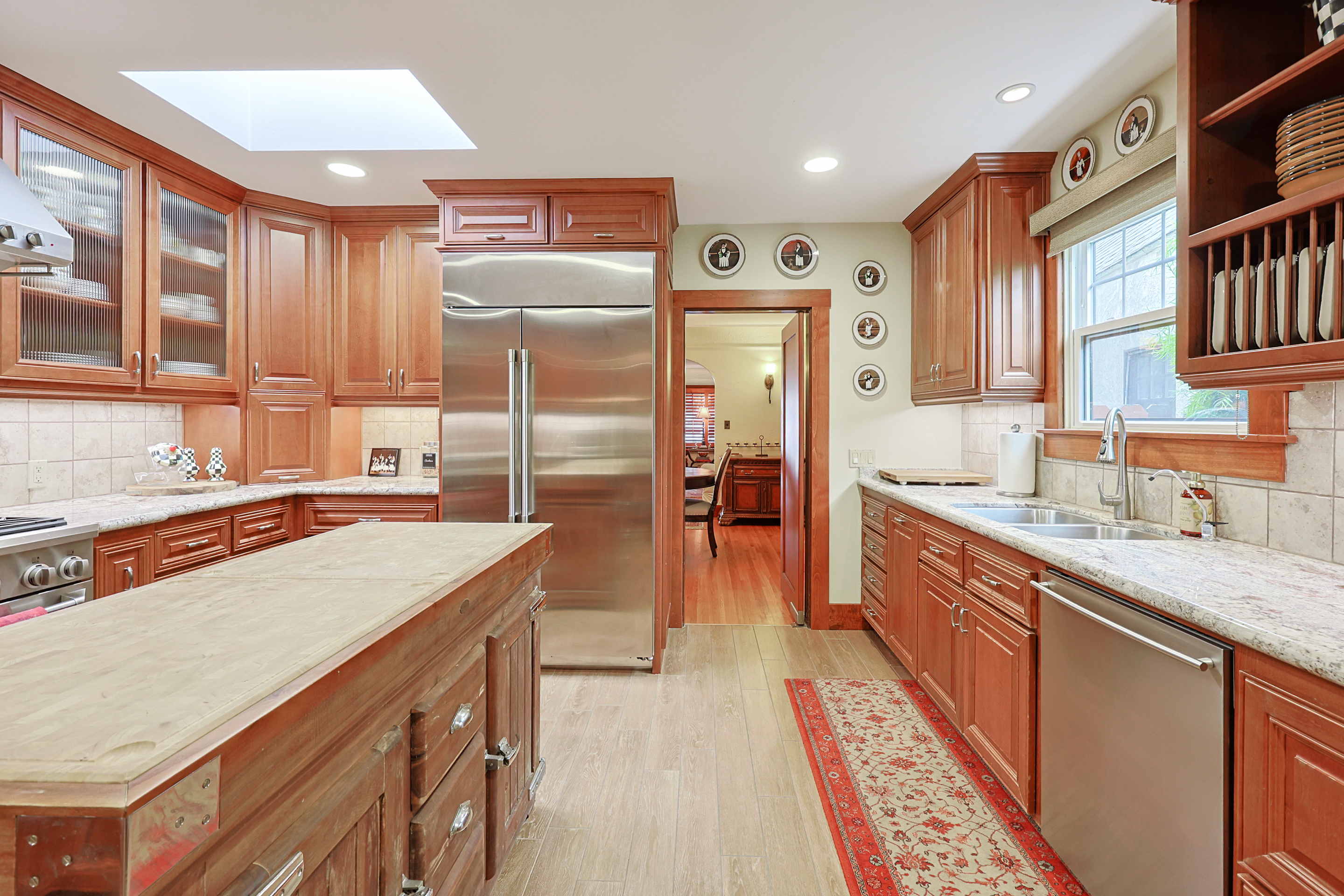 1027EncinoRow | Photo 10