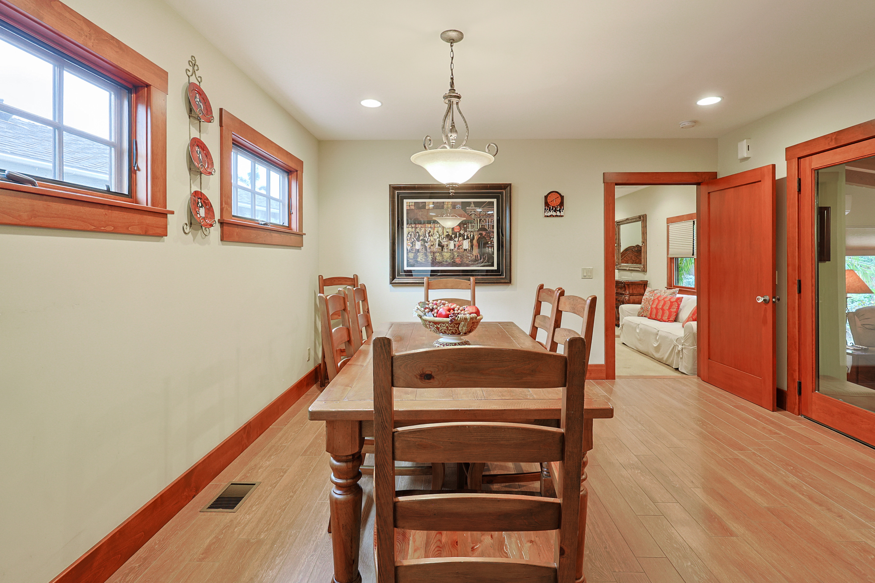 1027EncinoRow | Photo 12