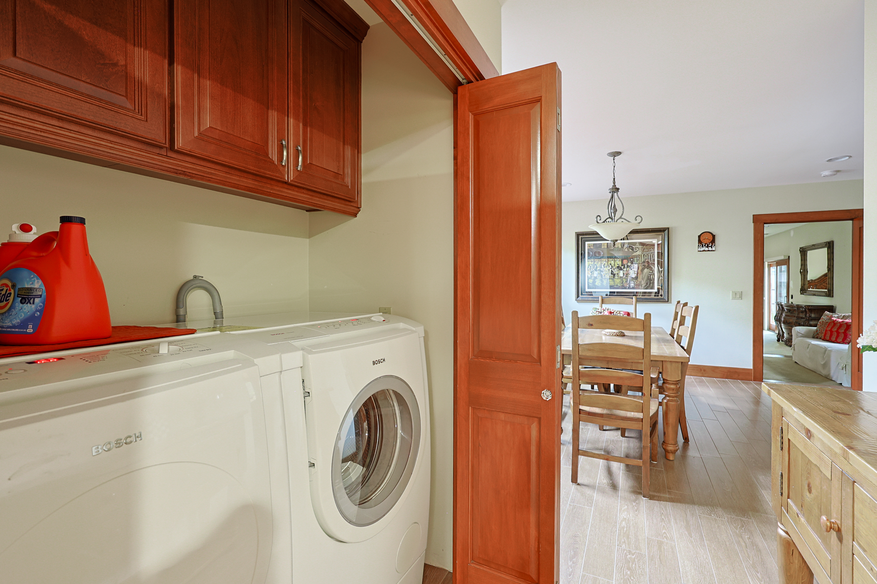 1027EncinoRow | Photo 34