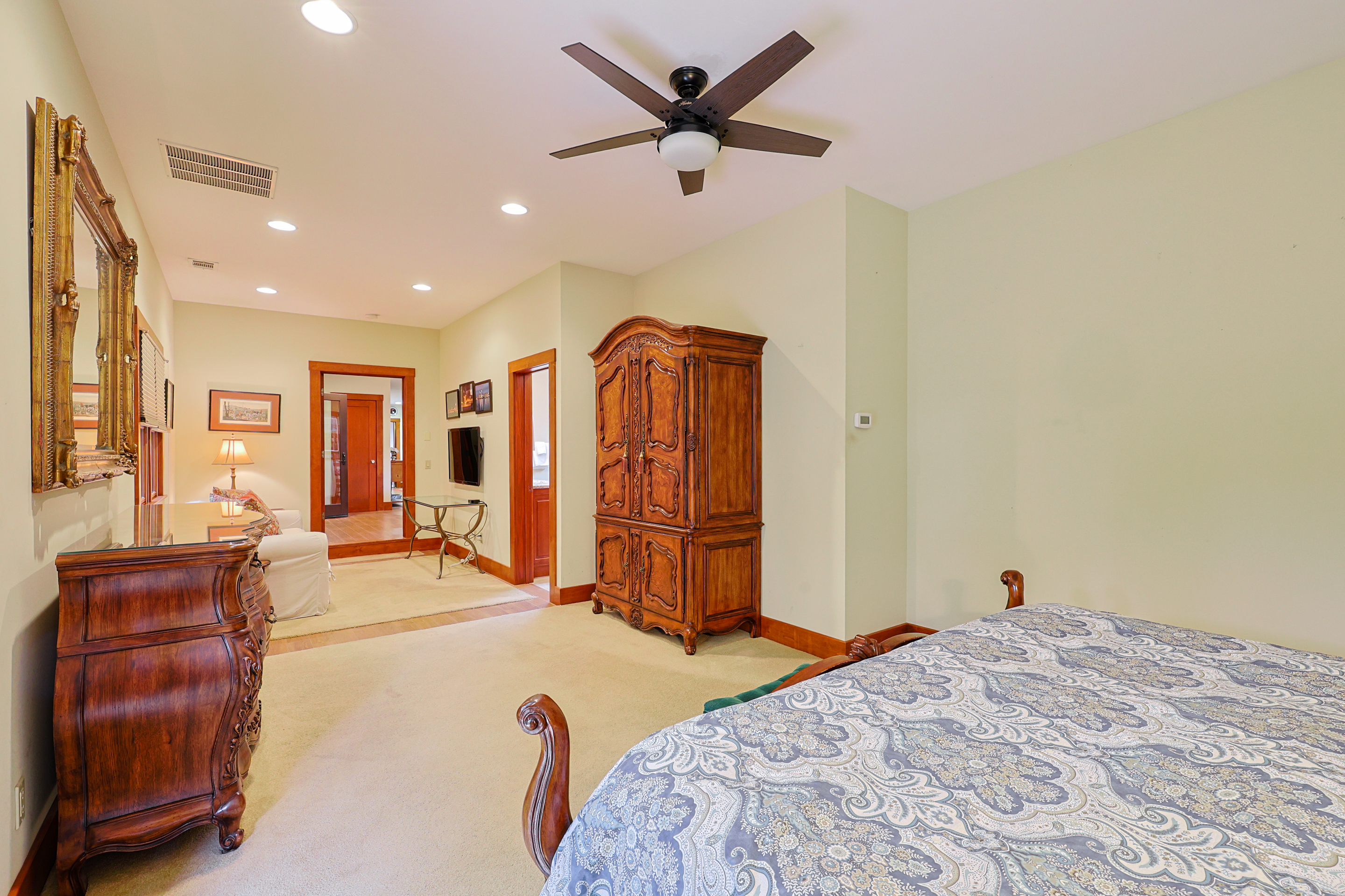 1027EncinoRow | Photo 27