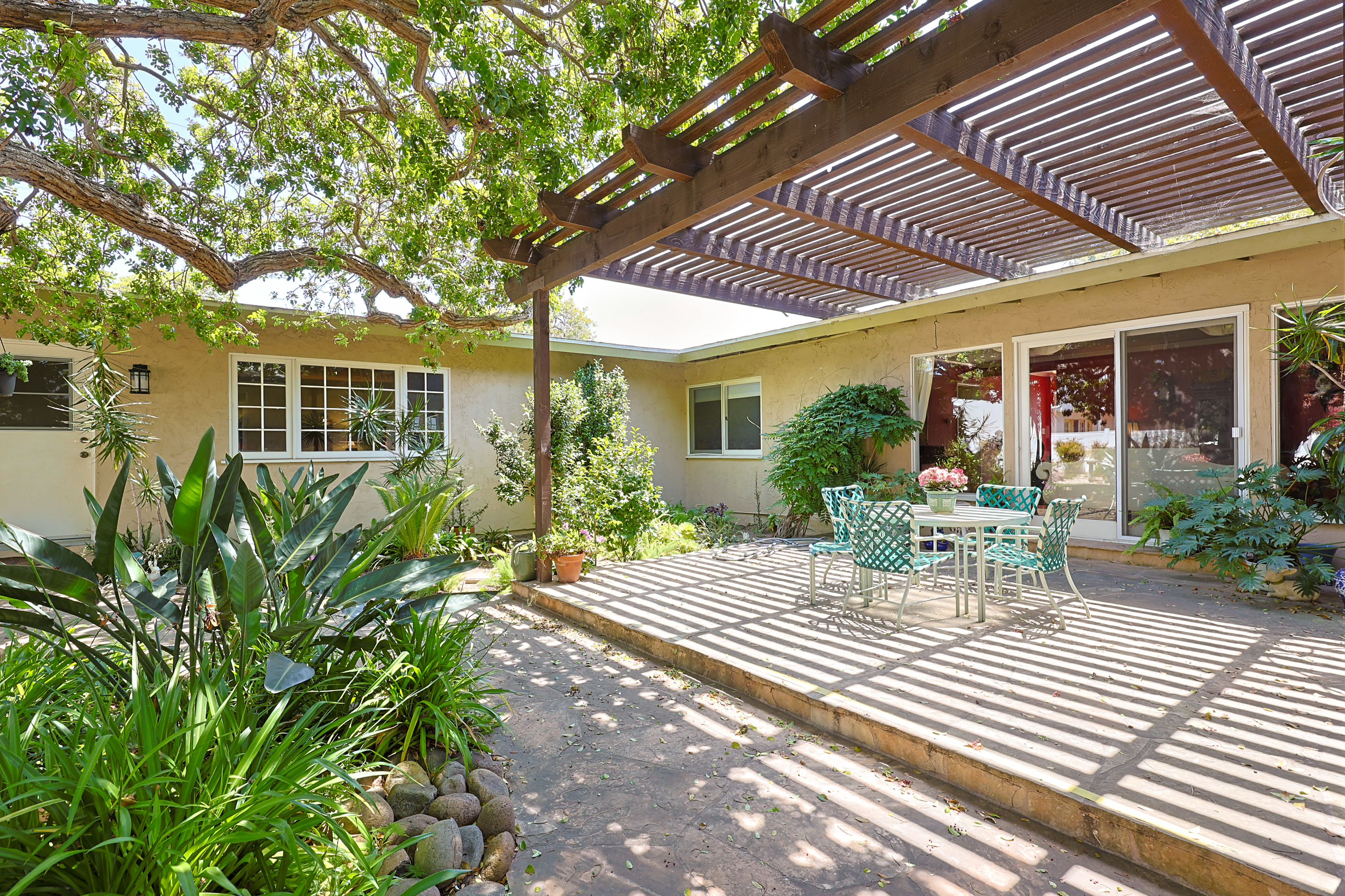 610CountryClub | Photo 8