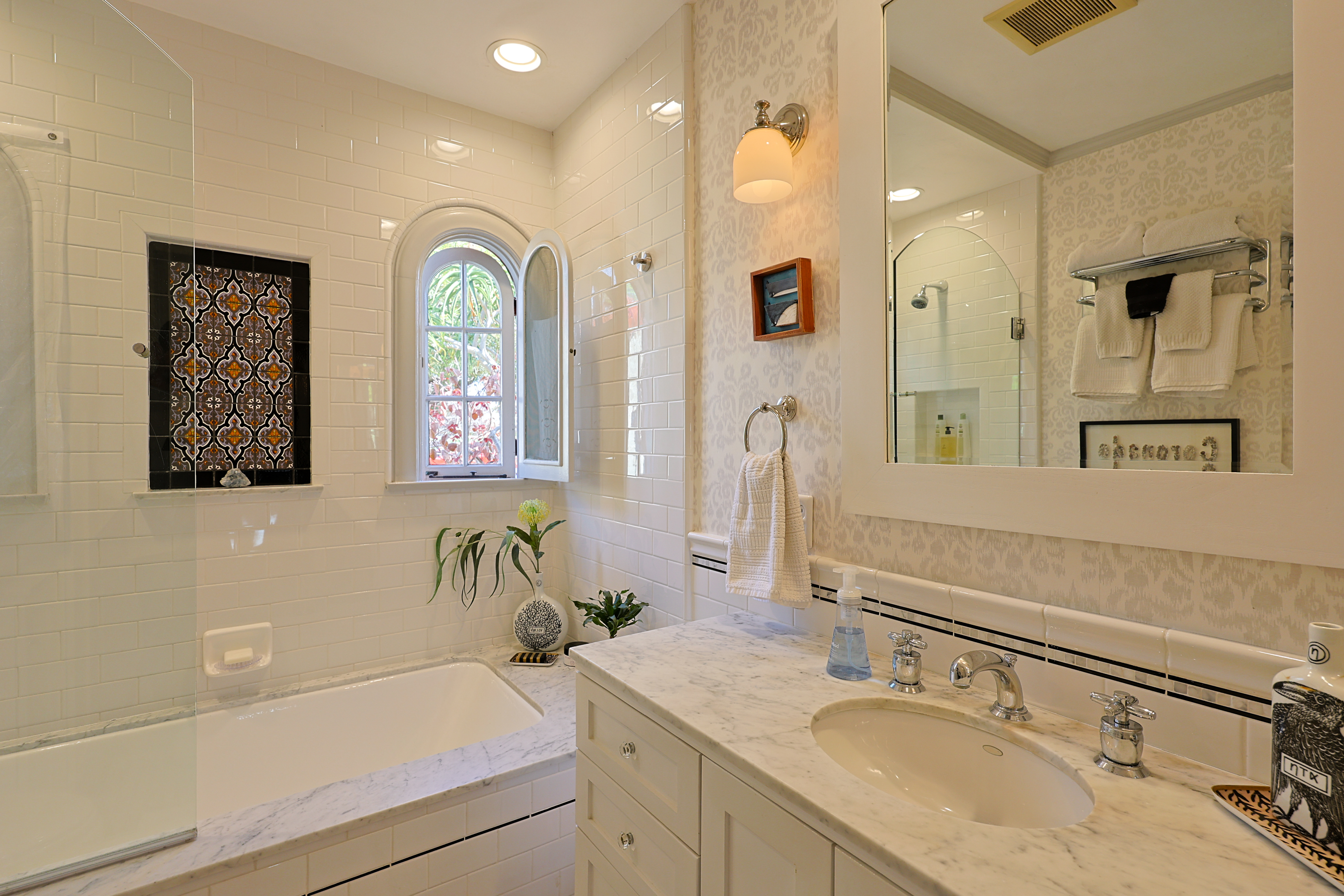 1027 Adella Ave | Photo 27