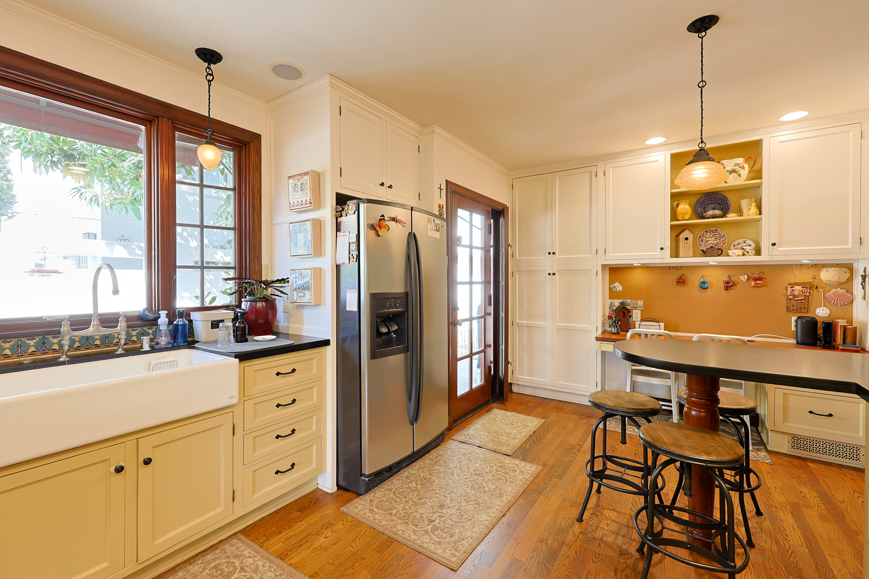 1027 Adella Ave | Photo 18