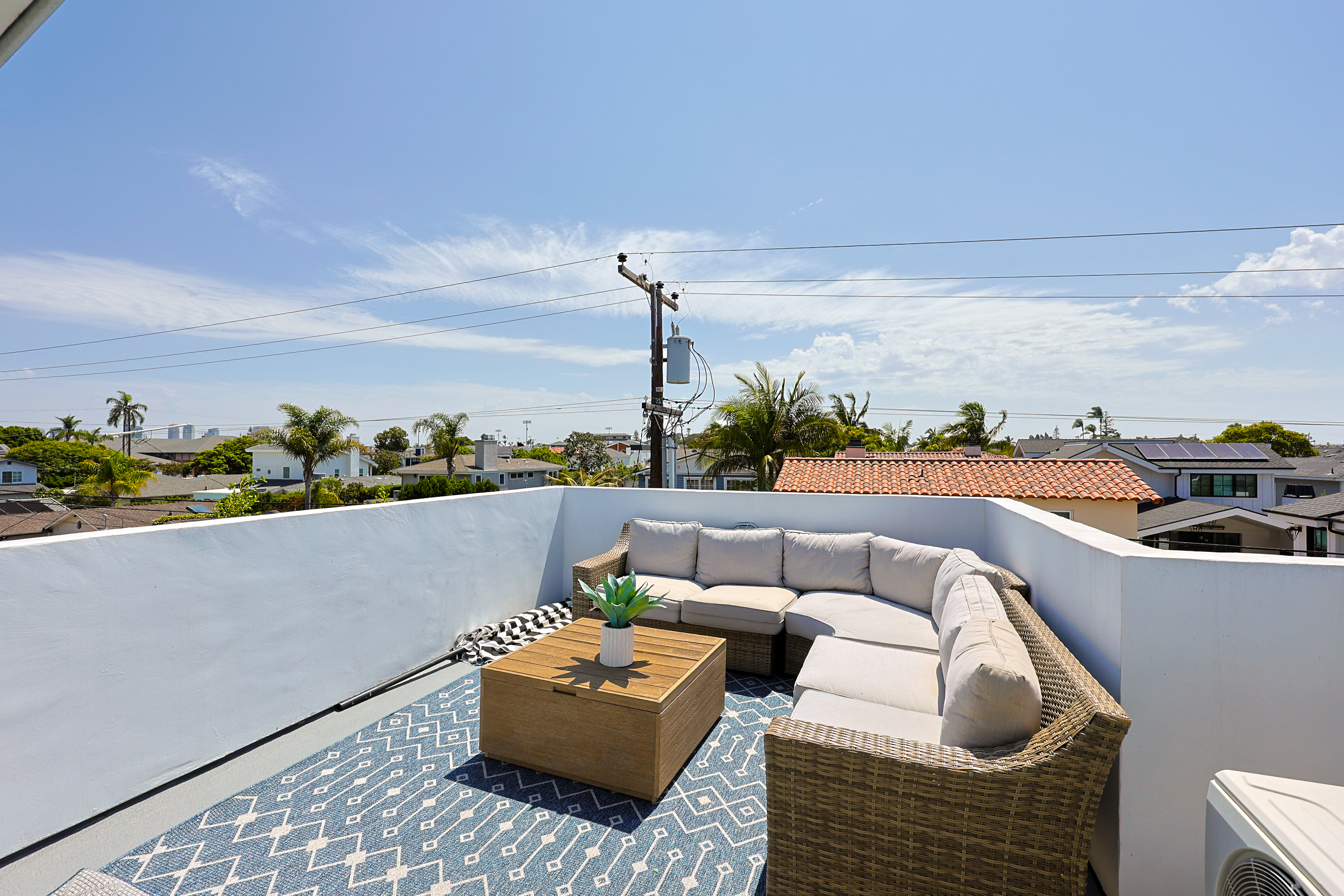 749IAve | Photo 50