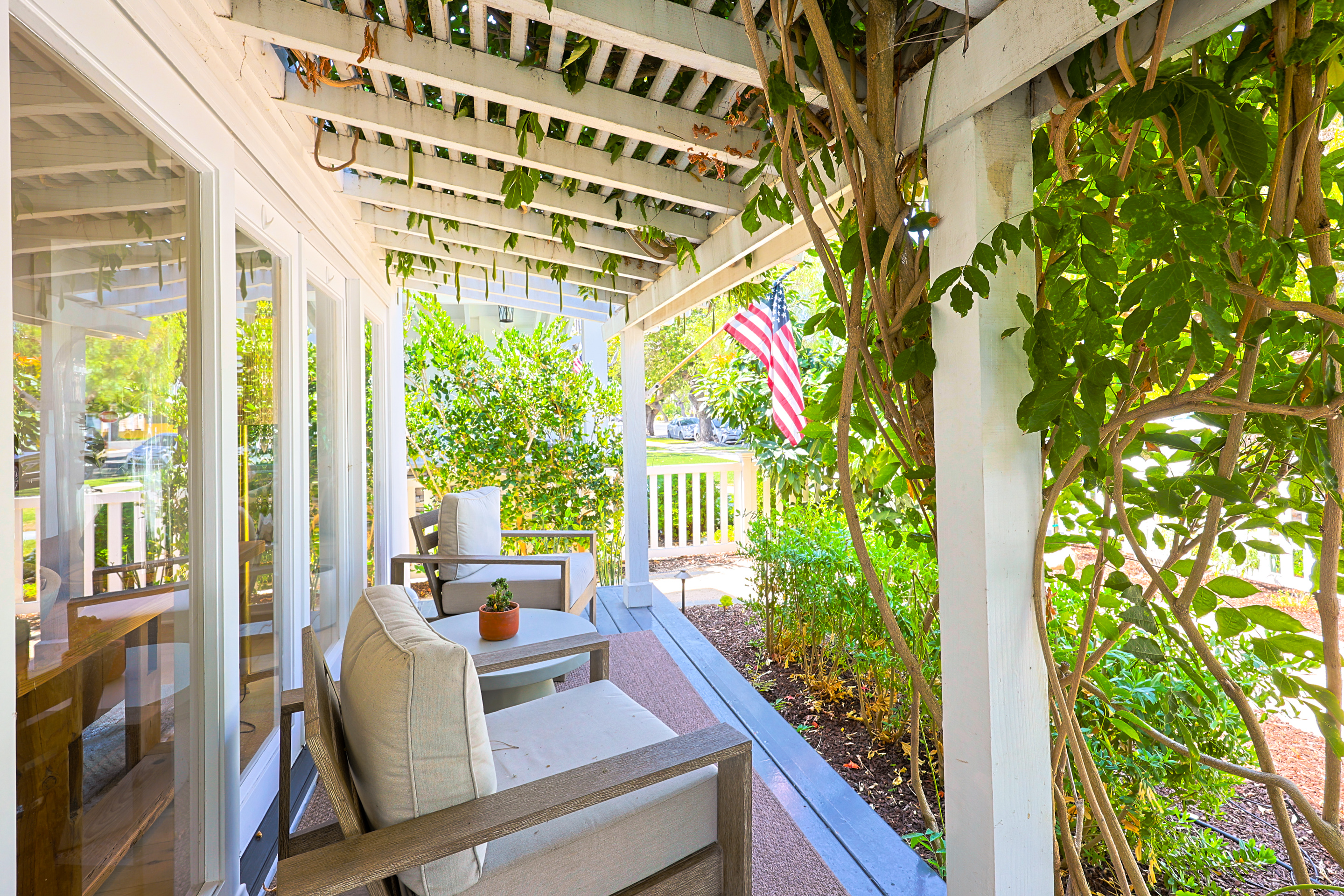 749IAve | Photo 4