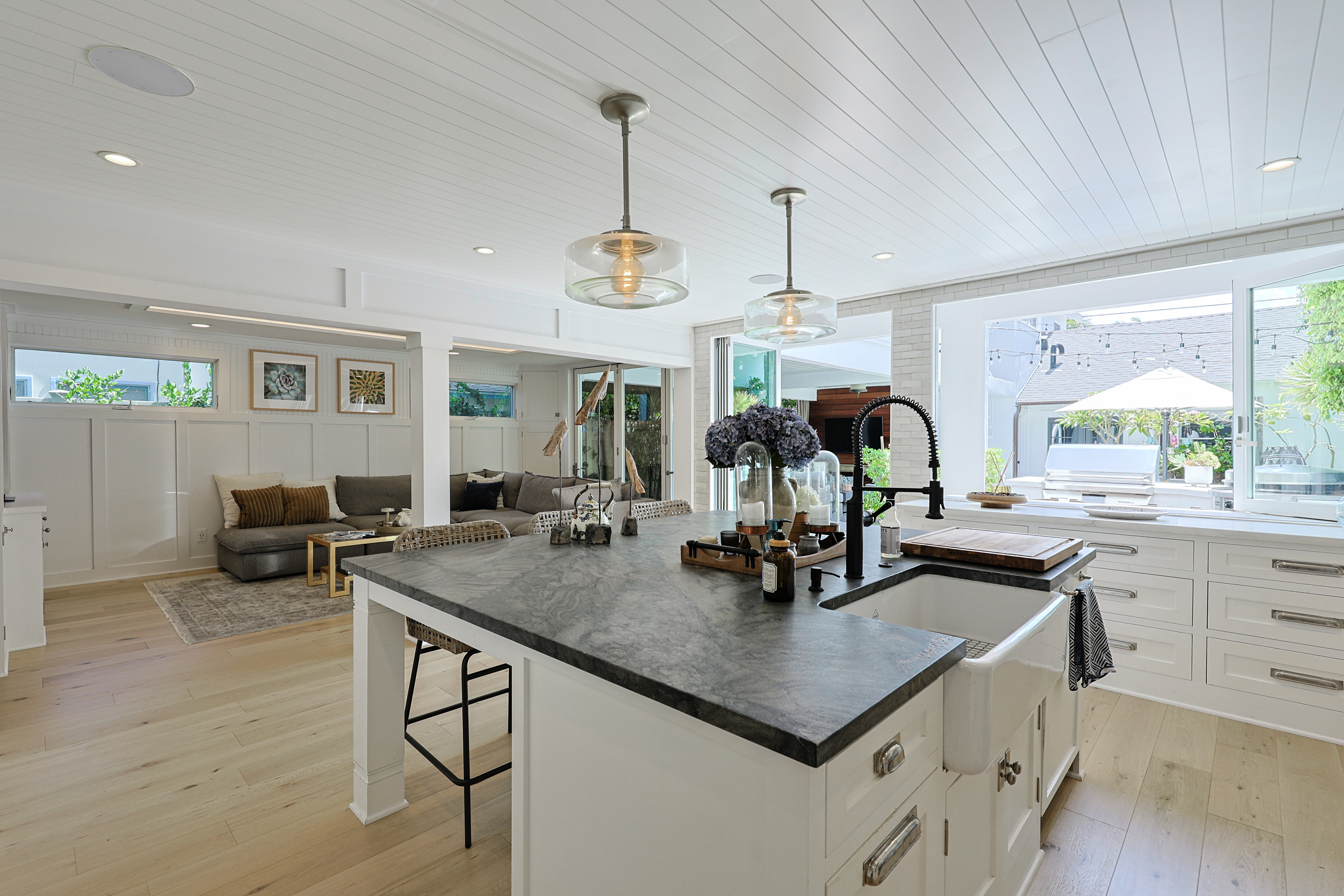 749IAve | Photo 11