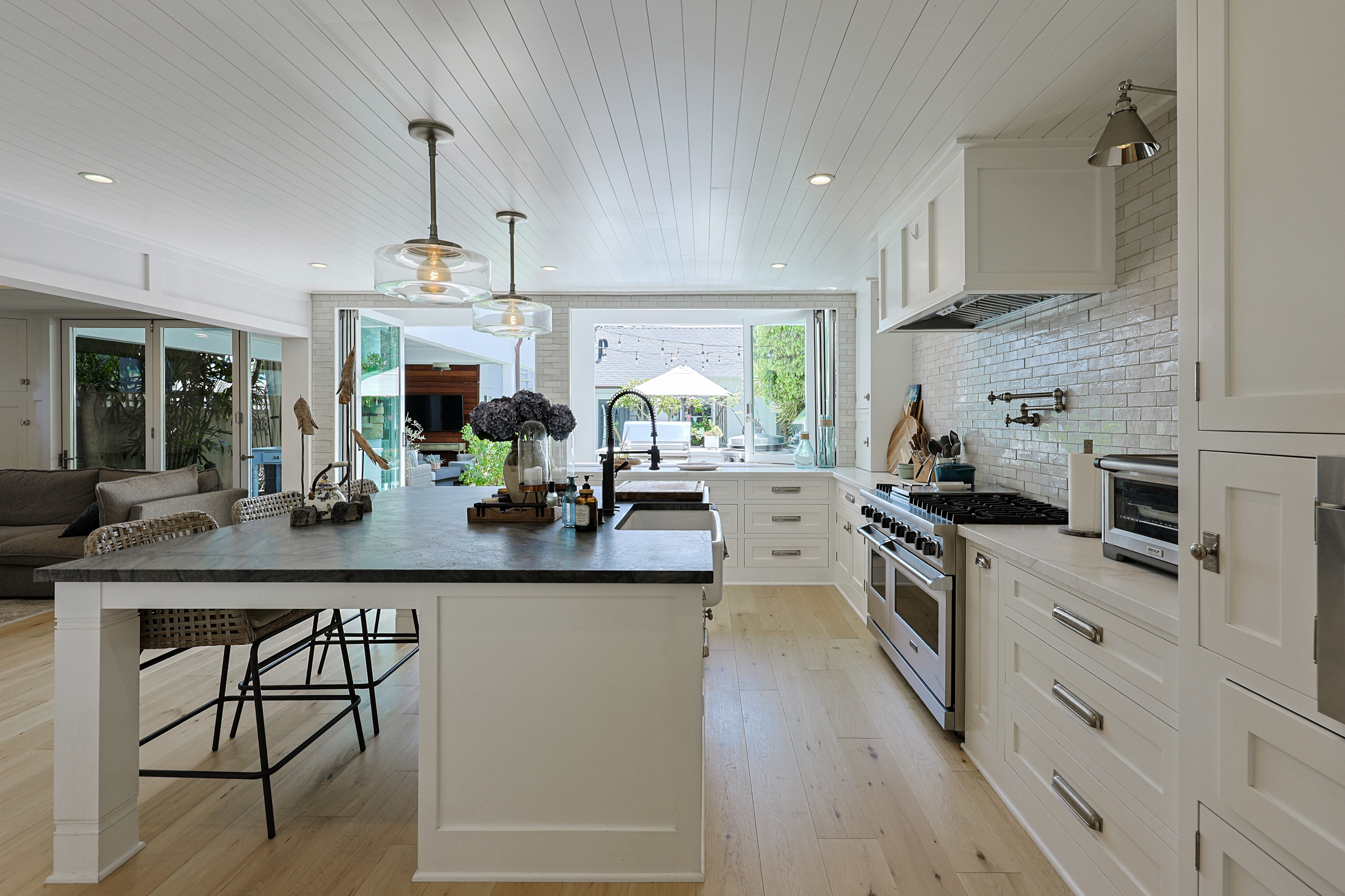 749IAve | Photo 13