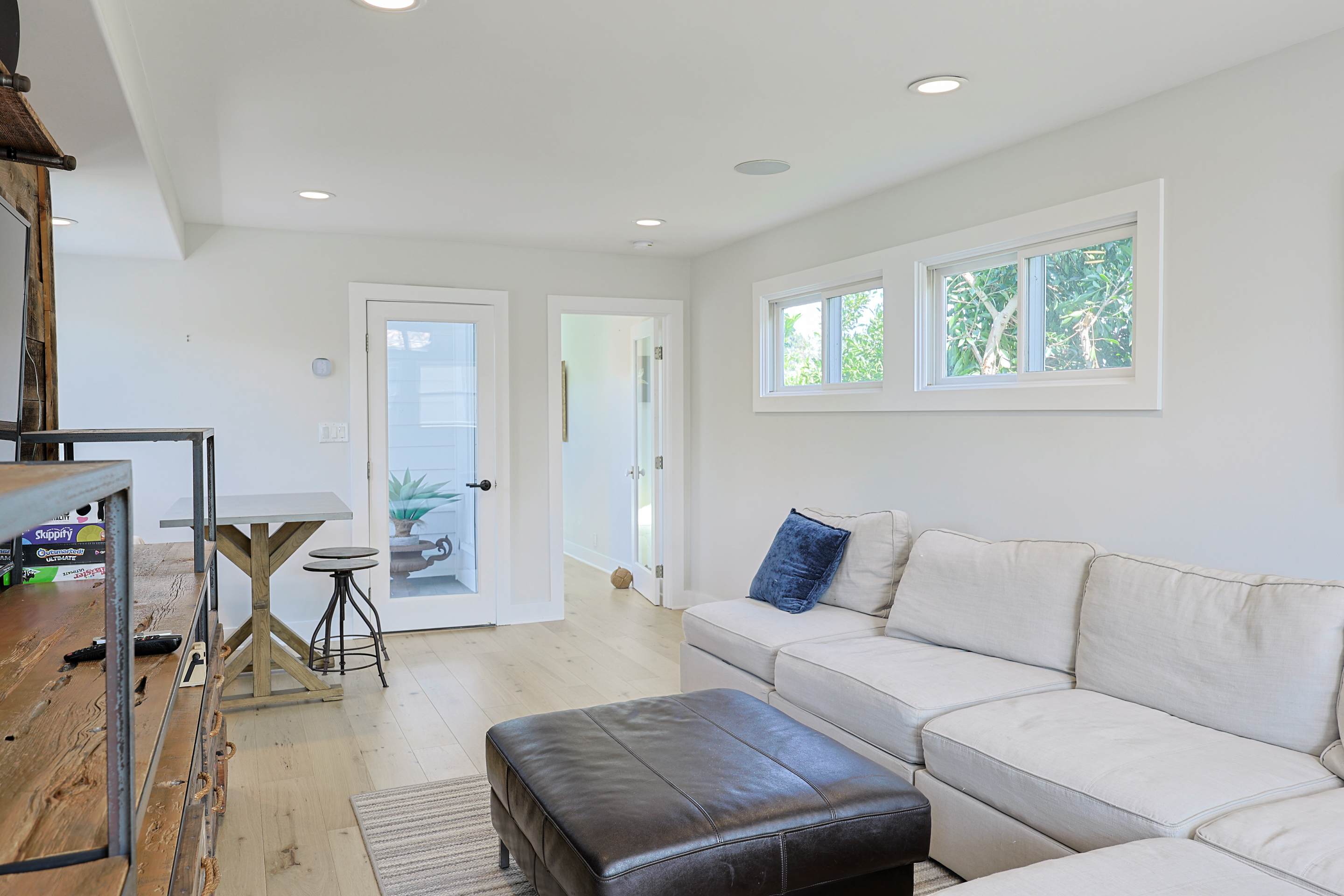 749IAve | Photo 38