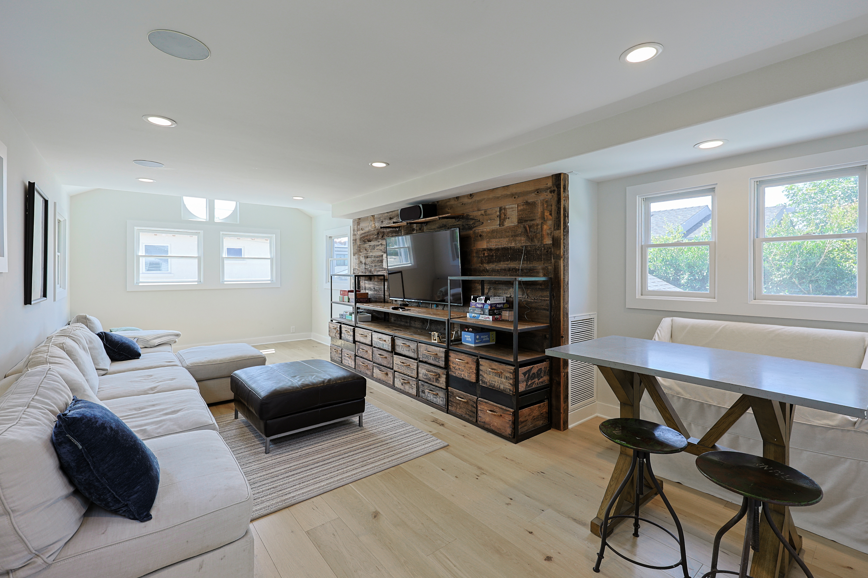 749IAve | Photo 41