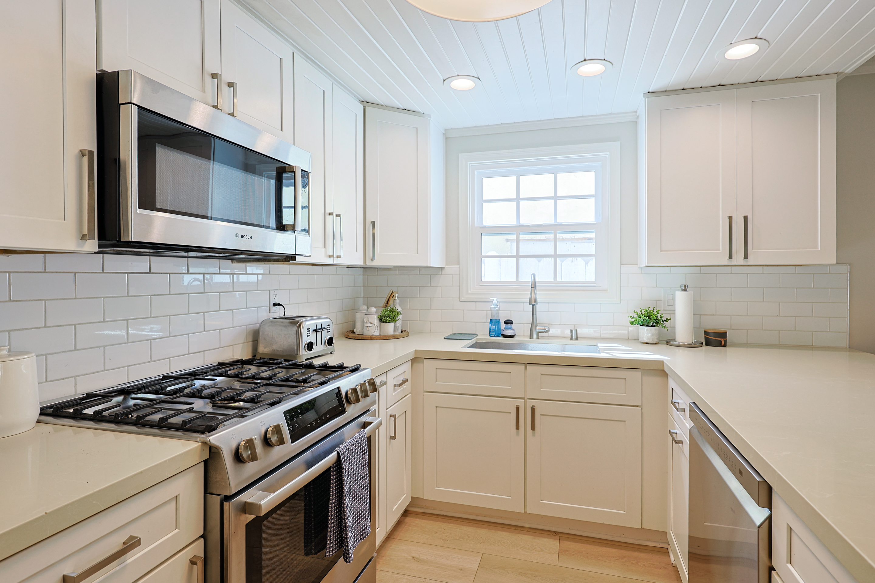 868 A Ave | Photo 12