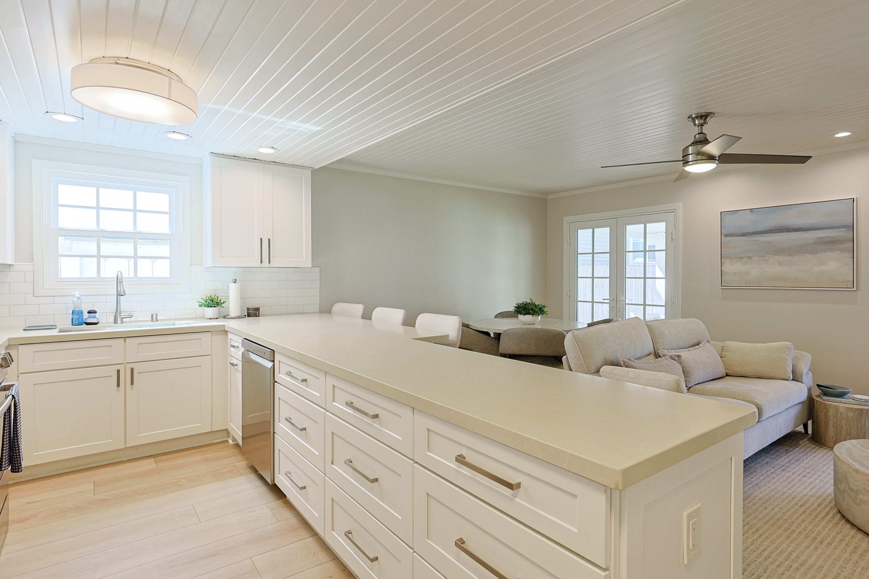 868 A Ave | Photo 11