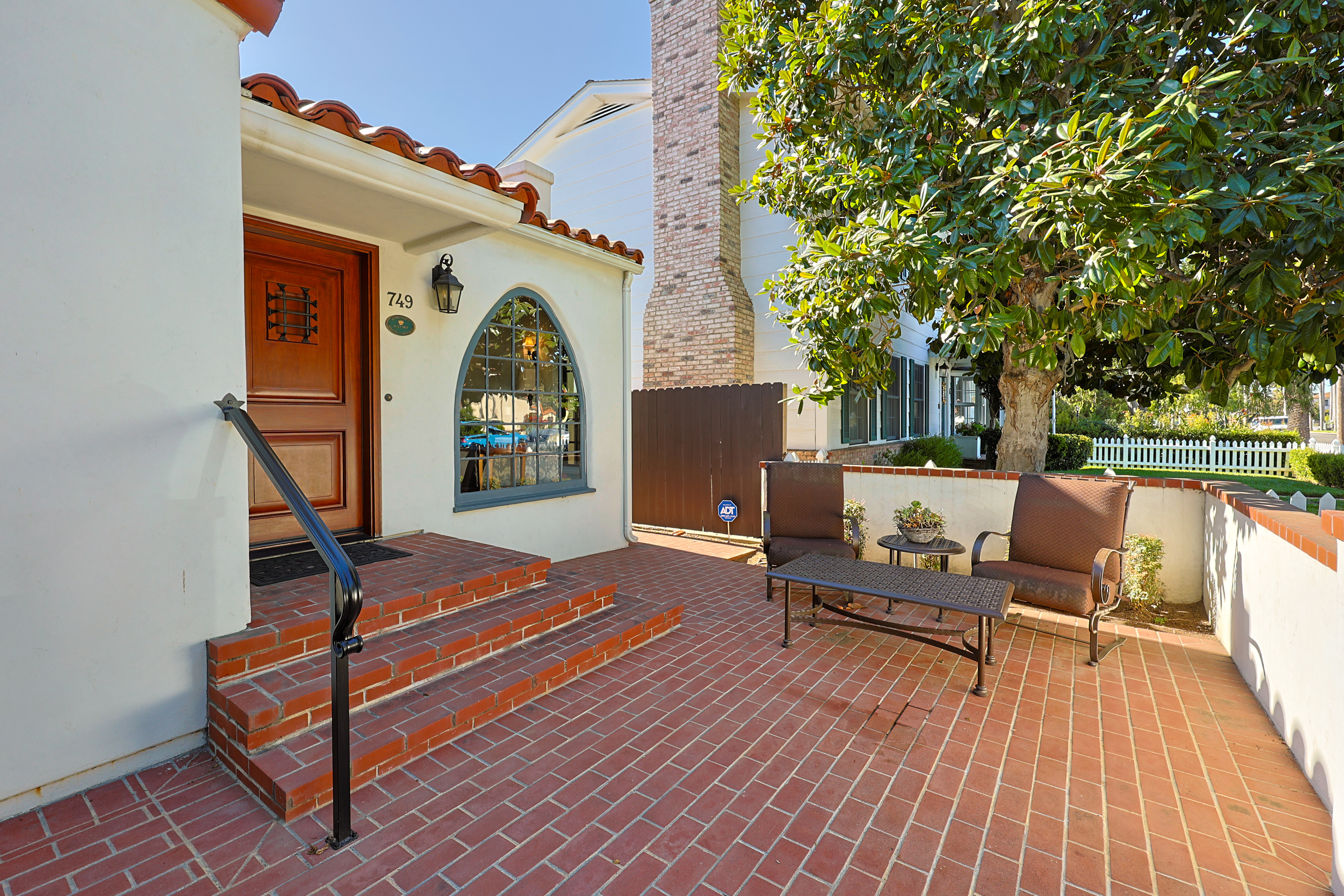 749JAve | Photo 3