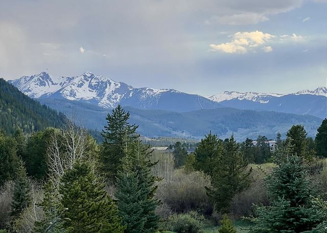 67 W Hanson Rd - Apres-Ski Summit Vista Retreat 4