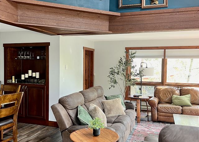 67 W Hanson Rd - Apres-Ski Summit Vista Retreat 9