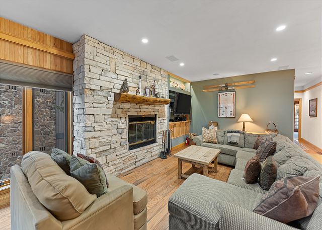 Chateaux DuMont #2723 5