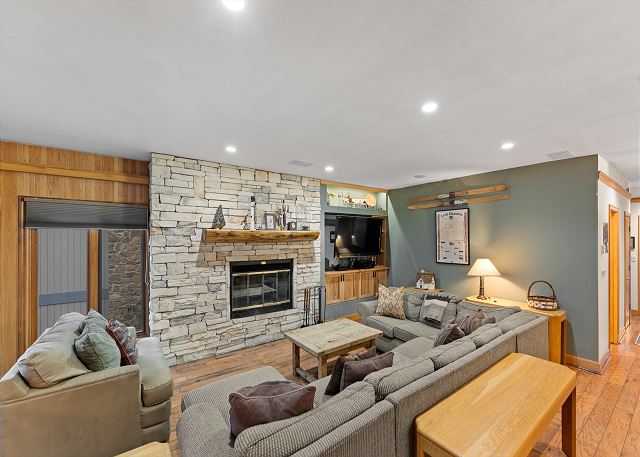 Chateaux DuMont #2723