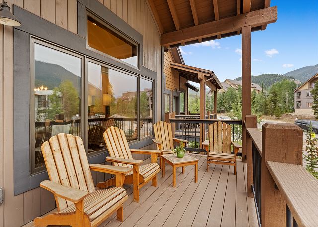 Private balcony with outdoor seating and mountain views!