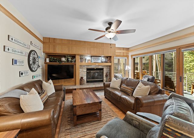 Chateaux DuMont #2706 4