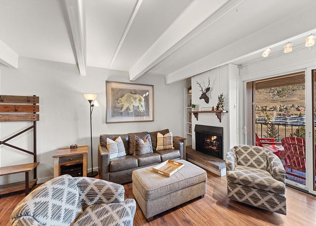 The Lodge at Lake Dillon #111 5