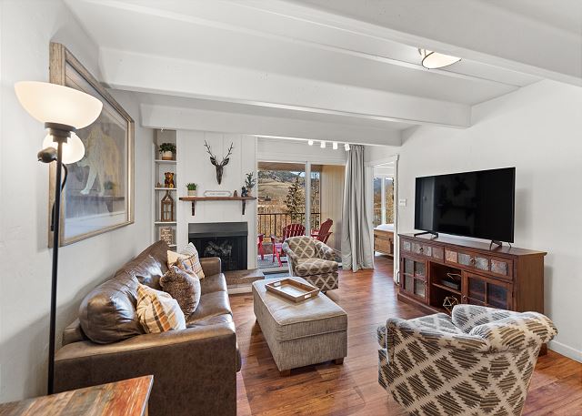 The Lodge at Lake Dillon #111 8